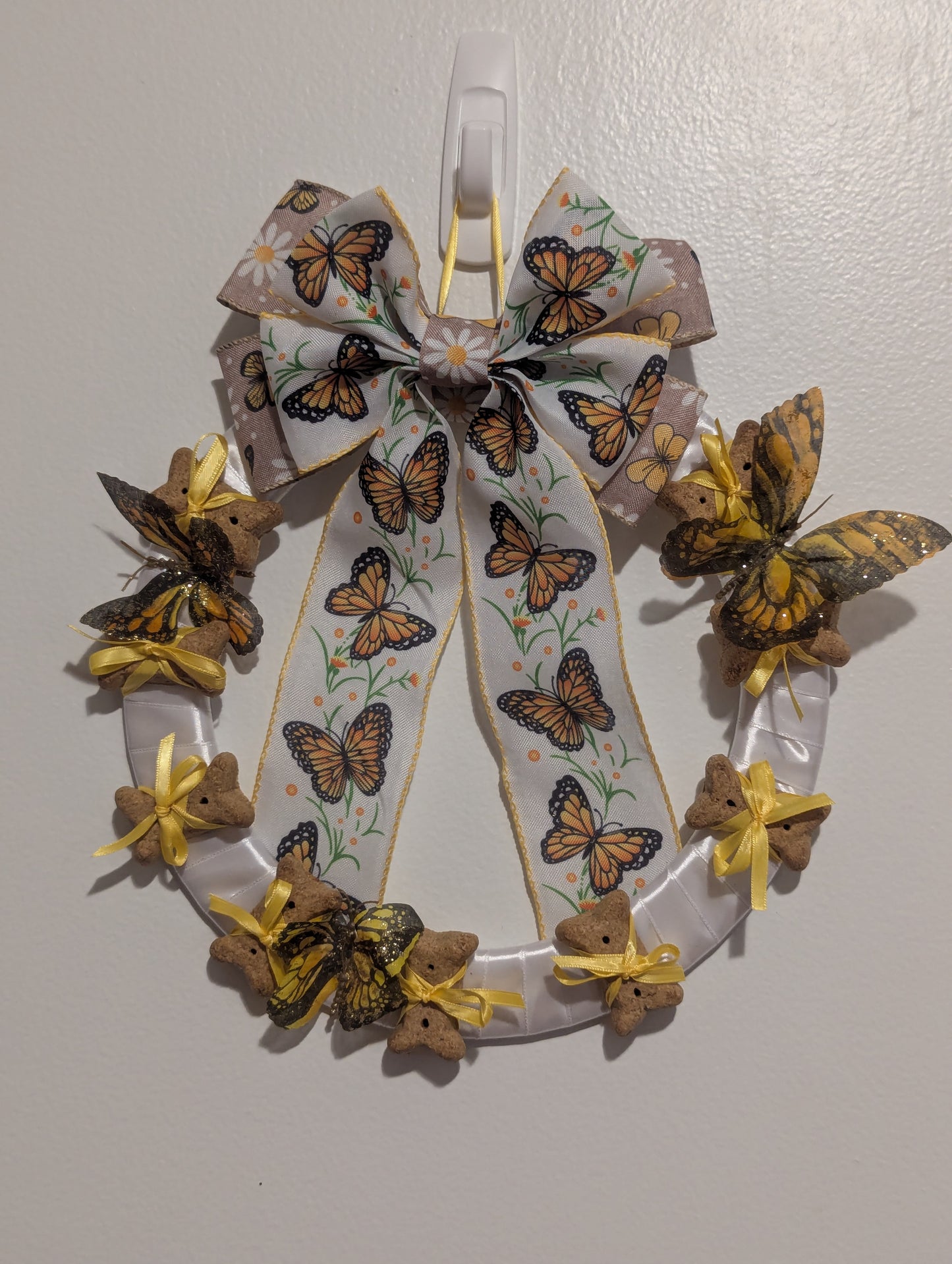 Monarch Butterfly Dog Cookie Wreath