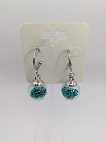 Emerald Glitter Globes on Steel Hoops