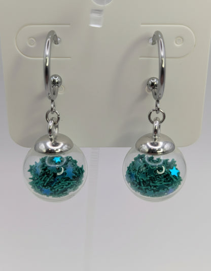 Emerald Glitter Globes on Steel Hoops